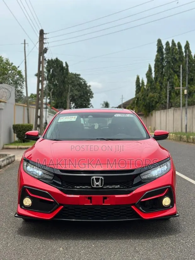 Honda Civic Sport Touring Hatchback 2018 Red · Photo 1