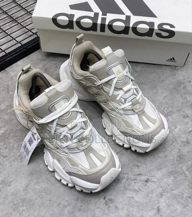 Adidas XLG Runner L Cream · Photo 1
