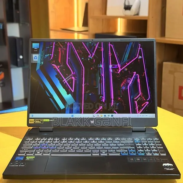 Laptop Acer Predator Helios Neo 16 16GB Intel Core i5 SSD 512GB · Photo 1