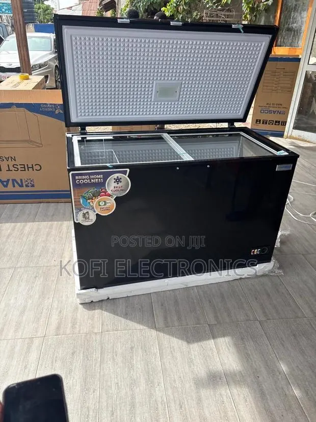 Nasco 400l Commercial Black Chest Freezer · Photo 1