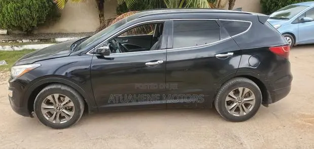 Hyundai Santa Fe 2016 Black · Photo 1