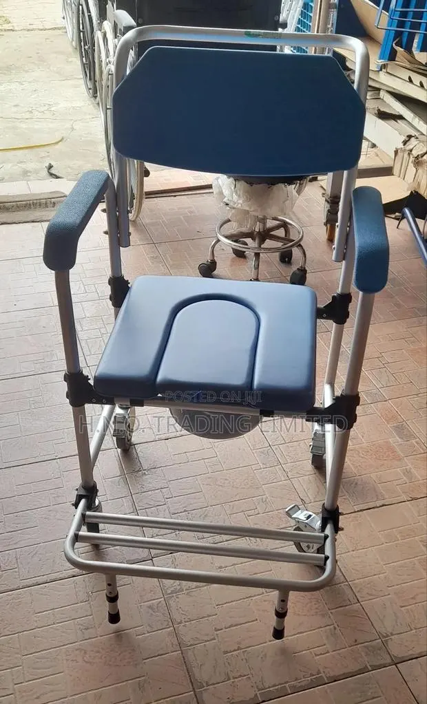 Toilet Seat With Wheels · Photo 1