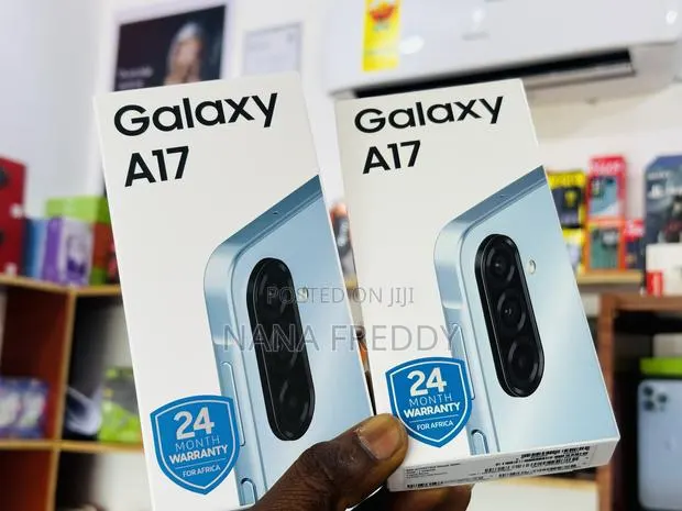 New Samsung Galaxy A17 128 GB Blue · Photo 1