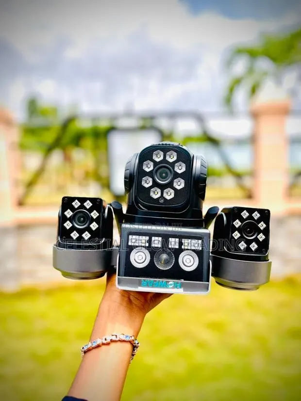 Advanced 3-lens Ptz Outdoor Security Camera System · Photo 1