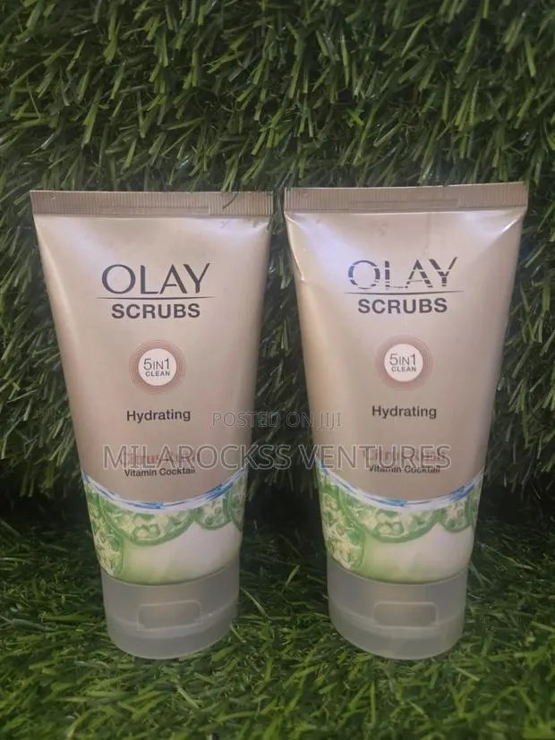 Olay Hydration 5in1 Clean Scrub. · Photo 1
