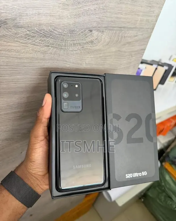 New Samsung Galaxy S20 Ultra 5G 128 GB Black · Photo 1