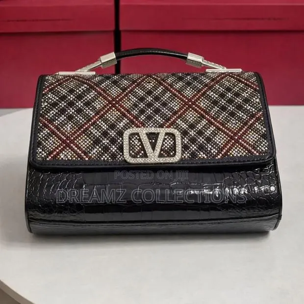 Beautiful Handbag · Photo 1