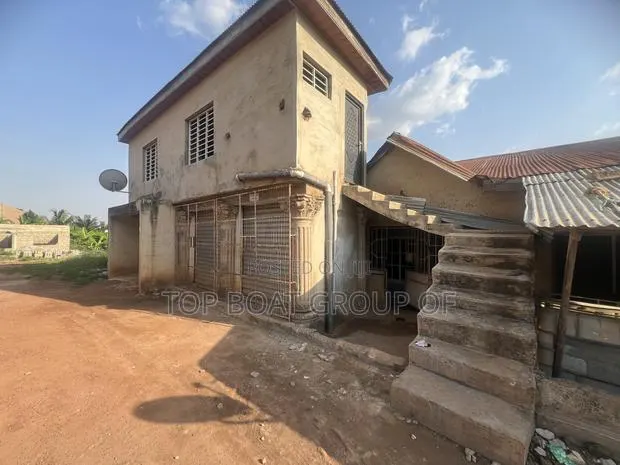 7bdrm House in Top Boat Group Of, Kumasi Metropolitan for sale · Photo 1