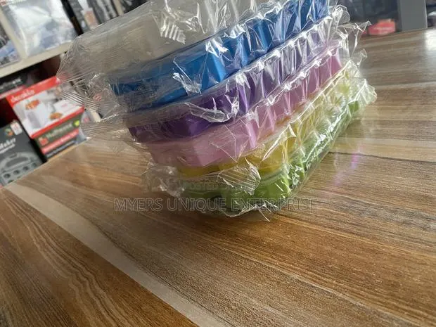 37 Holes Ice Cube Tray · Photo 1