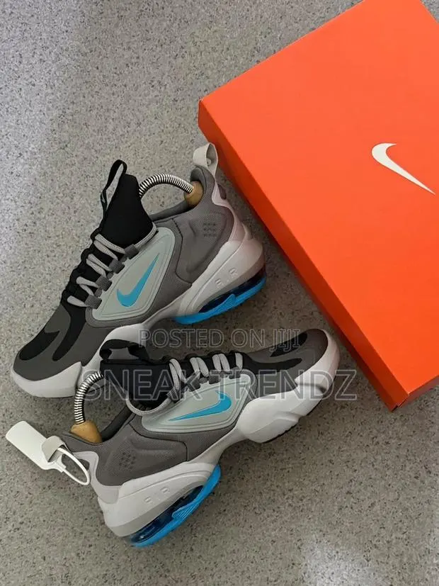 Nike Air Max Alpha Savage Trainers · Photo 1