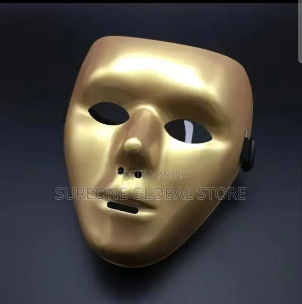 Halloween Props Masquerade Mask · Photo 1