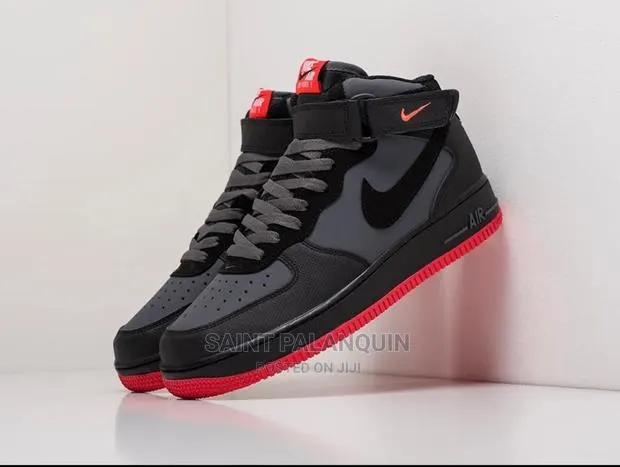 Nike Air Force · Photo 1