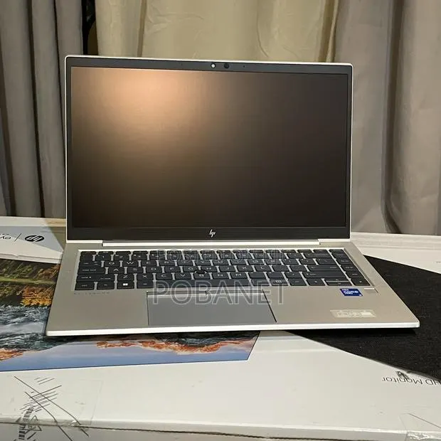 New Laptop HP EliteBook 840 G8 8GB Intel Core i5 SSD 512GB · Photo 1