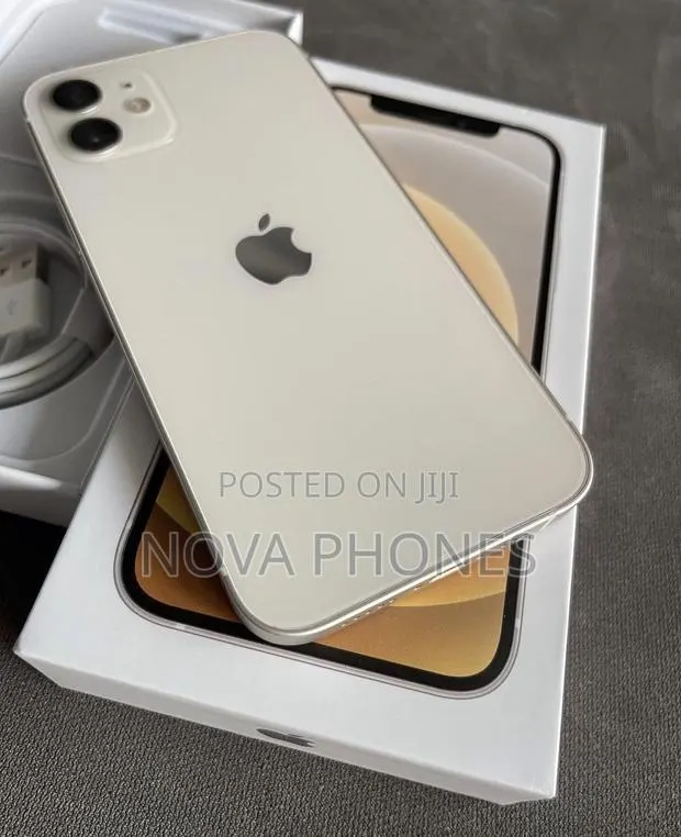 New Apple iPhone 12 128 GB White · Photo 1