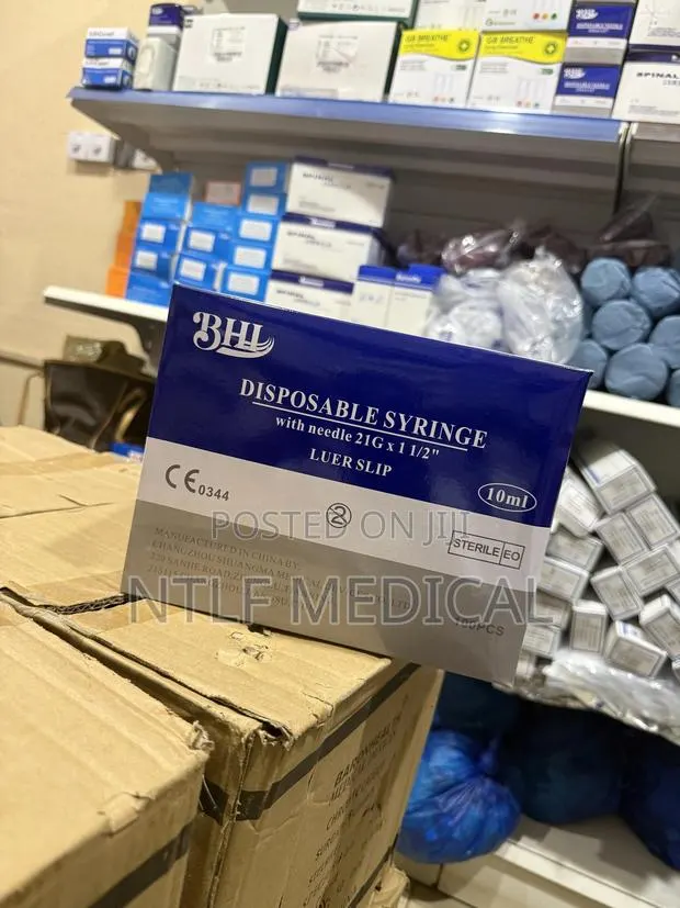 Syringe and Needle 10ml · Photo 1