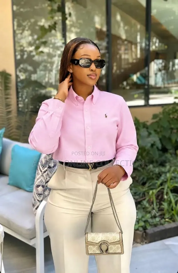 Ladies Polo Long Sleeve Shirts · Photo 1