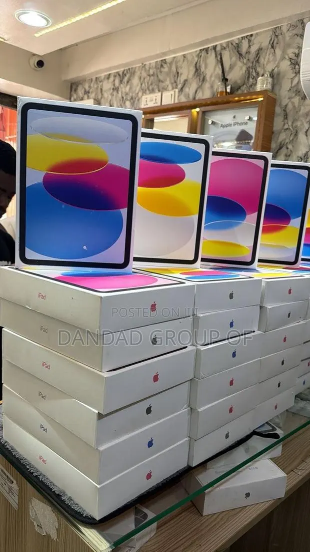 New Apple iPad (2025) 128 GB Pink · Photo 1