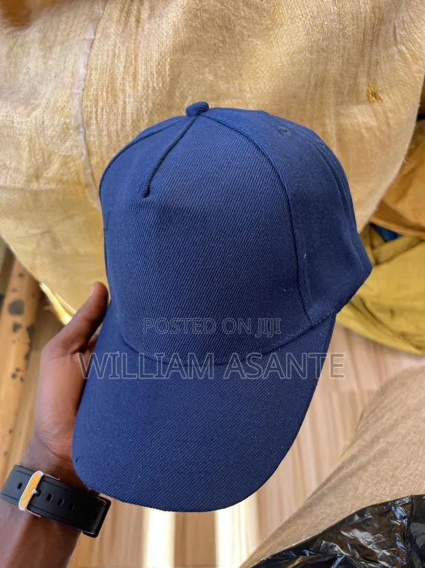 Caps in All Colors · Photo 3