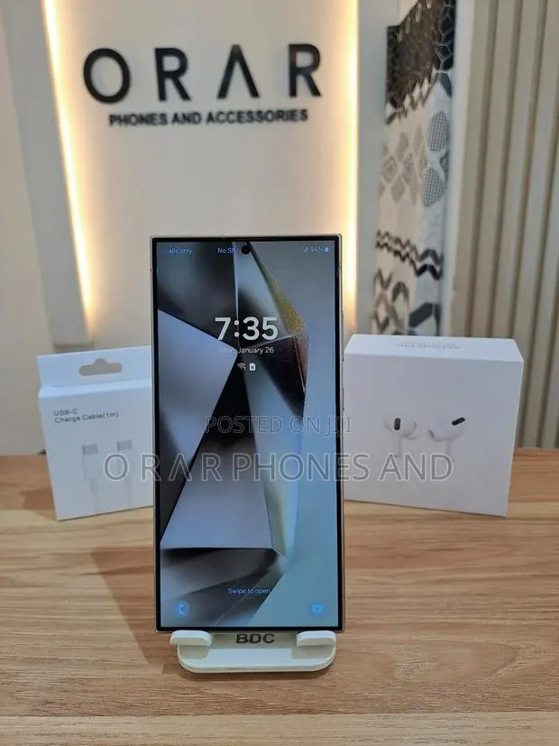 Samsung Galaxy S24 Ultra 256 GB Gold · Photo 1