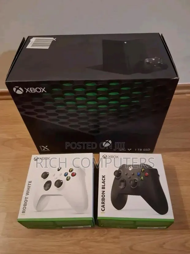 Xbox Series X With Games · Photo 1