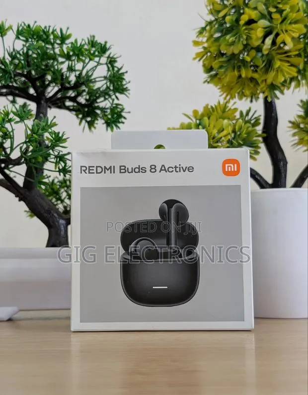 Xiaomi Redmi Buds 8 Active Earbuds · Photo 1