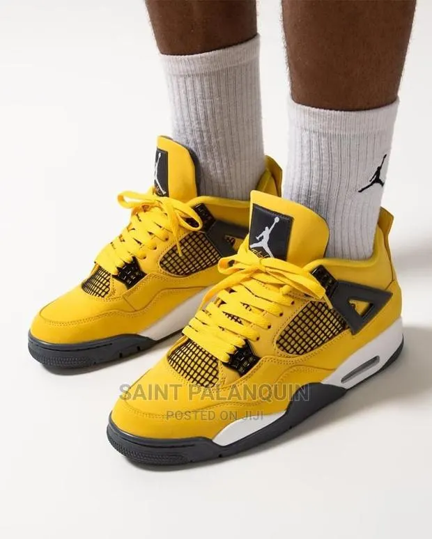 Air Retro 4 · Photo 1