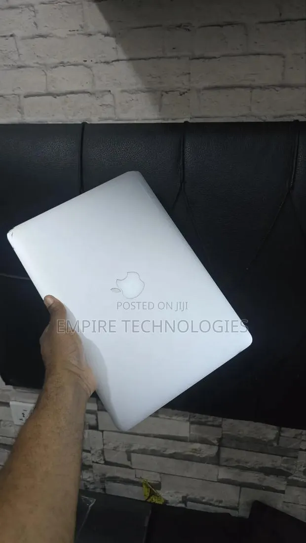 Laptop Apple MacBook Pro 2013 8GB Intel Core i5 SSD 128GB