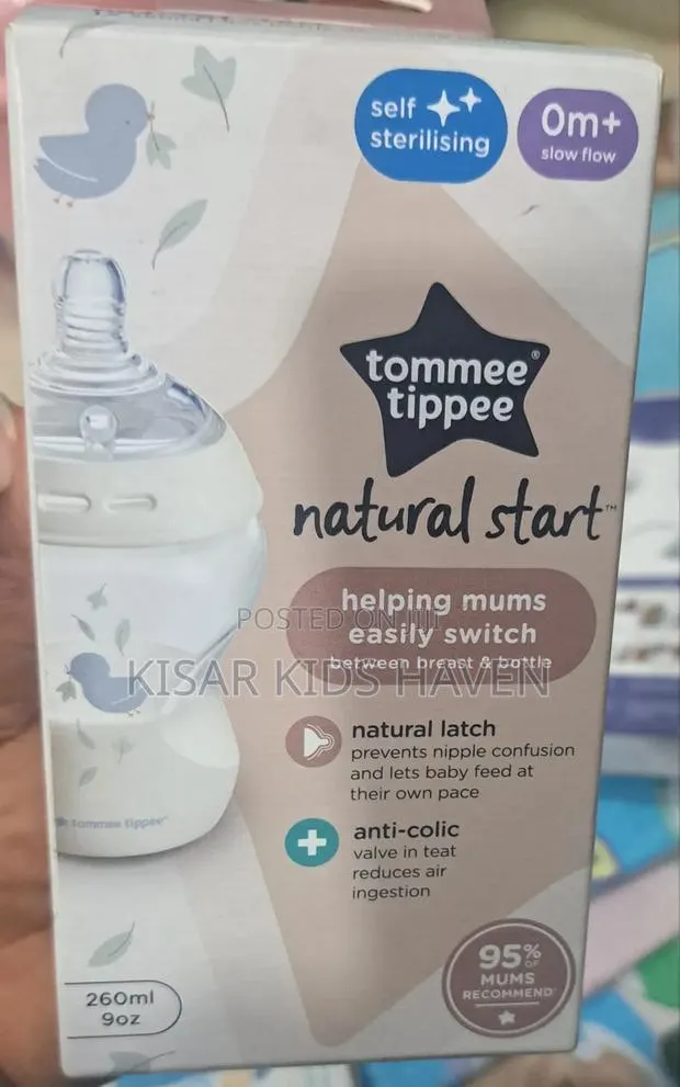 Tommee Tippee Feeding Bottle 0m+ 260ml · Photo 1