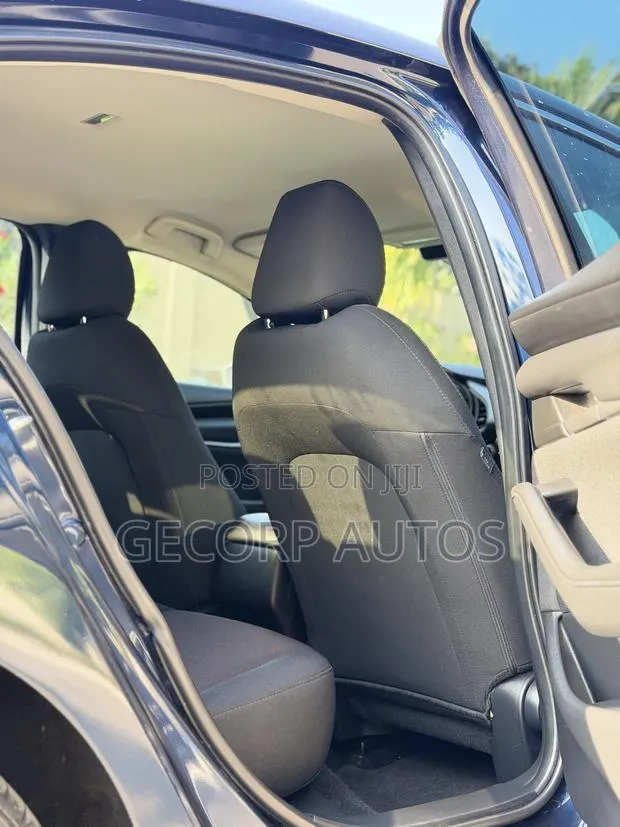 Mazda 3 2.5 Carbon Turbo Sedan AWD 2024 Blue · Photo 1