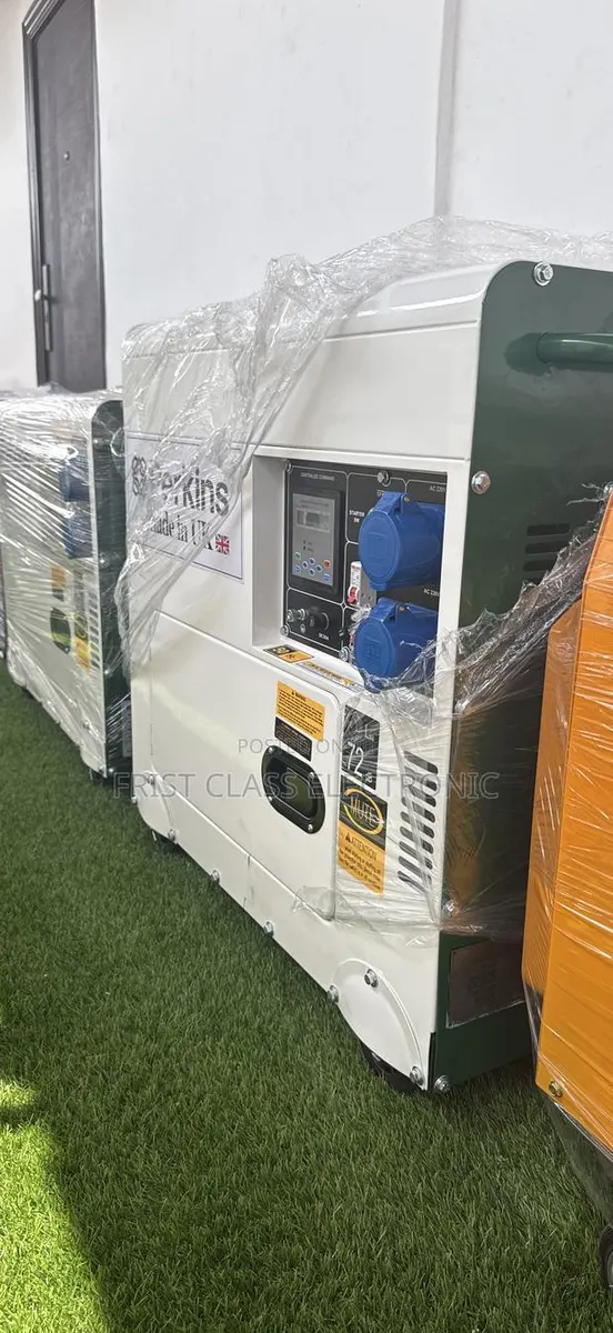 15kva 15000wax Perkins Uk Model 2025mod Generator · Photo 1