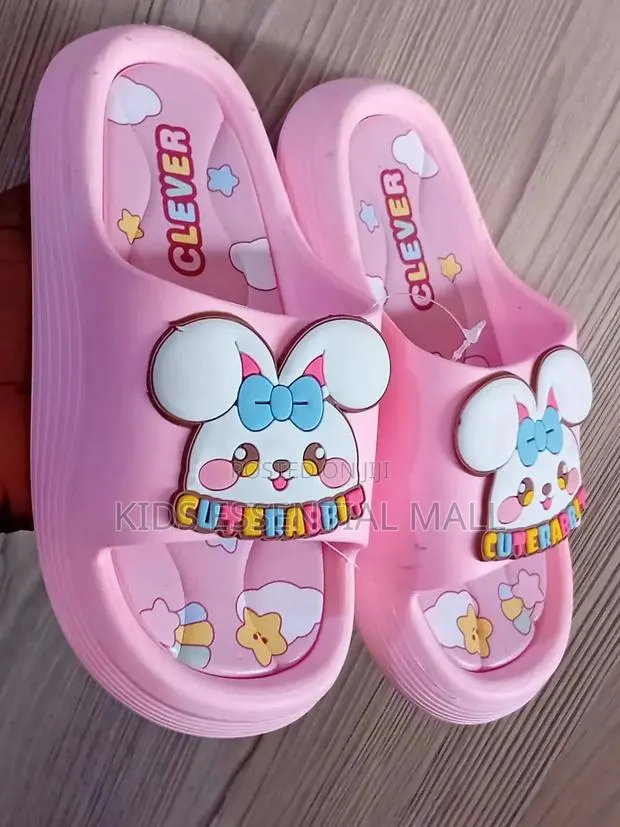 Slippers for Boys and Grils Size 24 to 35 · Photo 4