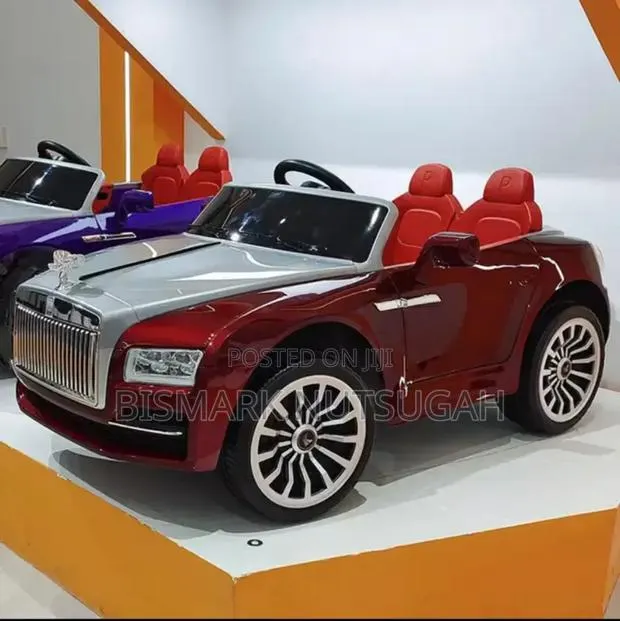Rolls Royce Kids' Electric Ride-on Toy Car · Photo 2