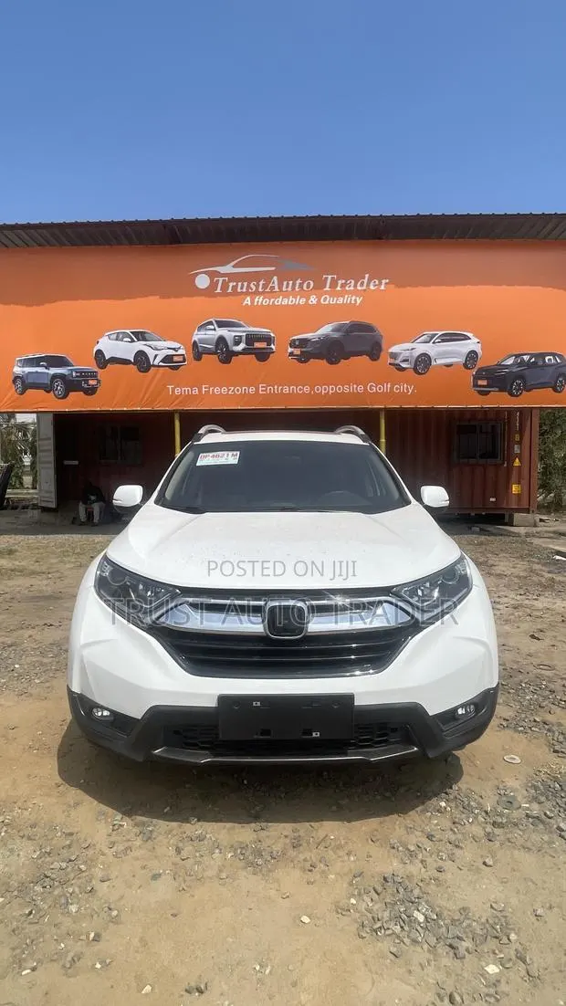 Honda CR-V 2019 White · Photo 1