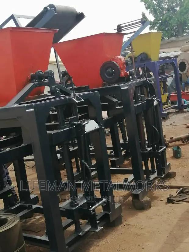 Automatic 5in1 Block Machine · Photo 1