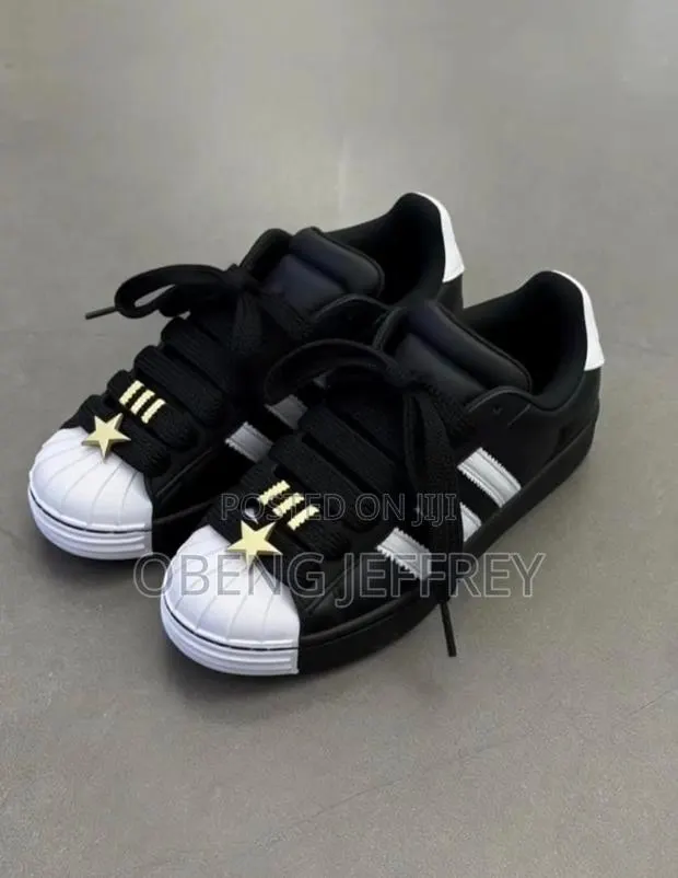 Original Adidas Superstar Core Black Gold Star · Photo 1