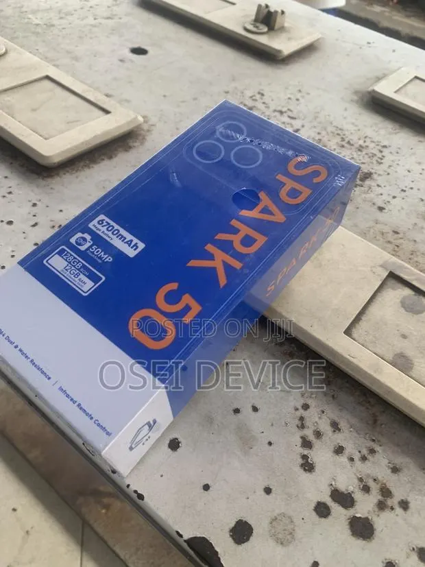 New Tecno Spark 50 128 GB Blue · Photo 1
