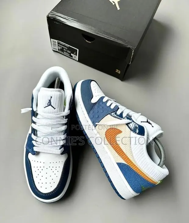 Air Jordan Dunk Low · Photo 1