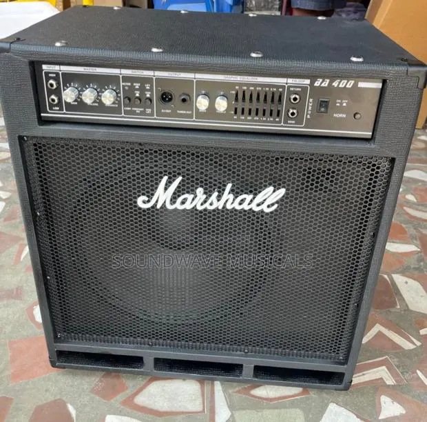 Marshall Bass Guitar Combo · Photo 1