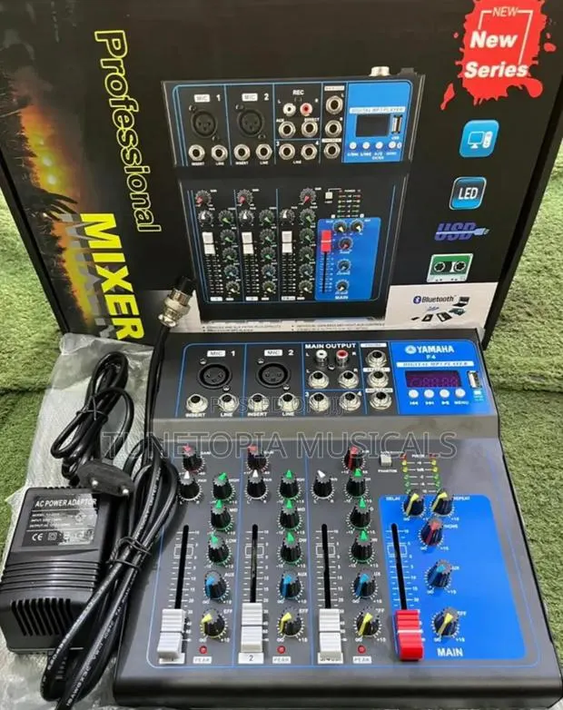 Yamaha F4 4-channel Professional Audio Mixer. · Photo 1