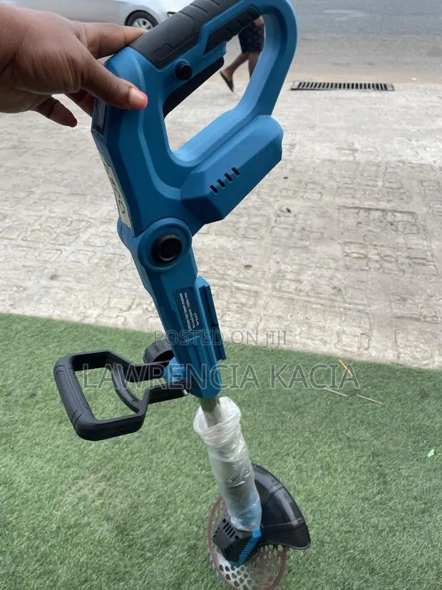 Cordless Brush Cutter · Photo 2