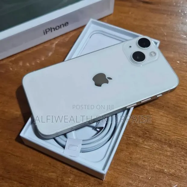 Apple iPhone 13 Mini 128 GB Silver · Photo 1
