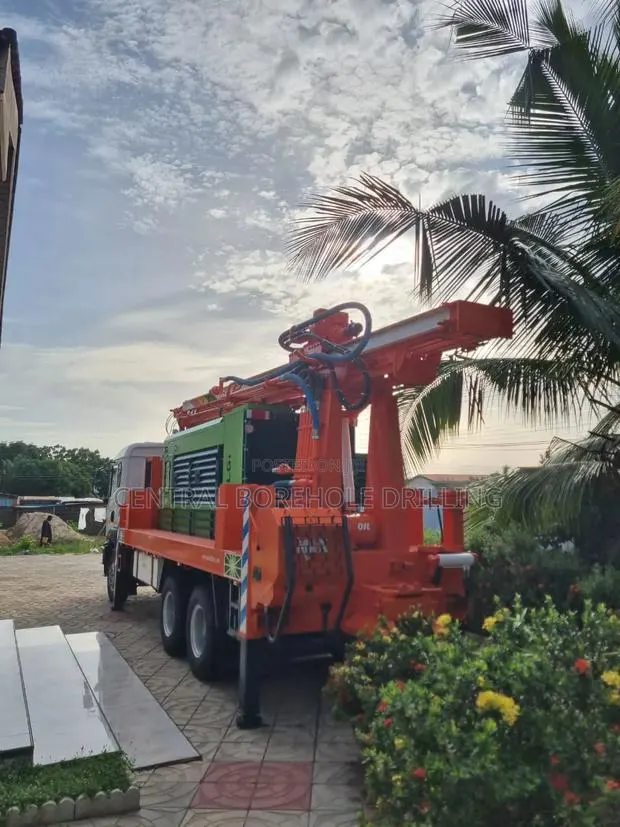 South La Borehole Drilling and Old Borehole Repair · Photo 1