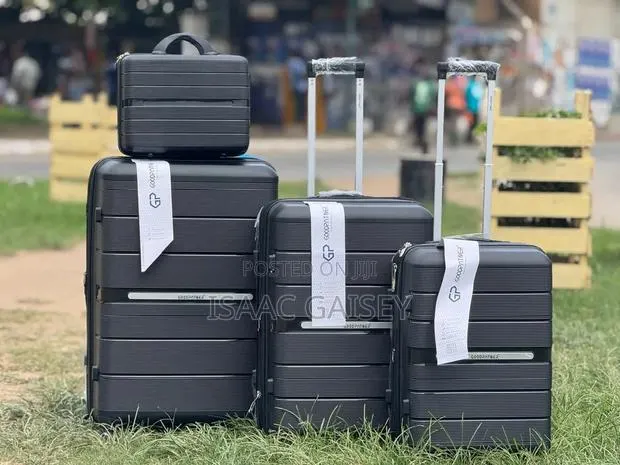 4set Premium Quality Classy Anticrake Unisex Luggages · Photo 1