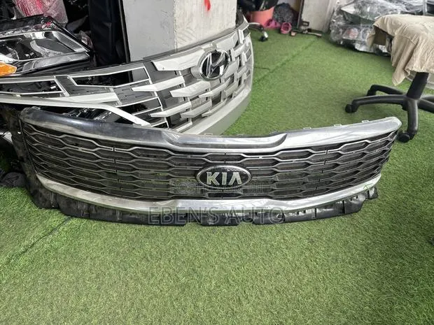 2018,2019,2020 KIA Telluride Front Grille · Photo 1