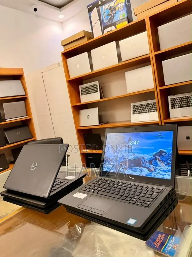 New Laptop Dell Latitude 5280 8GB Intel Core i5 SSD 256GB · Photo 1