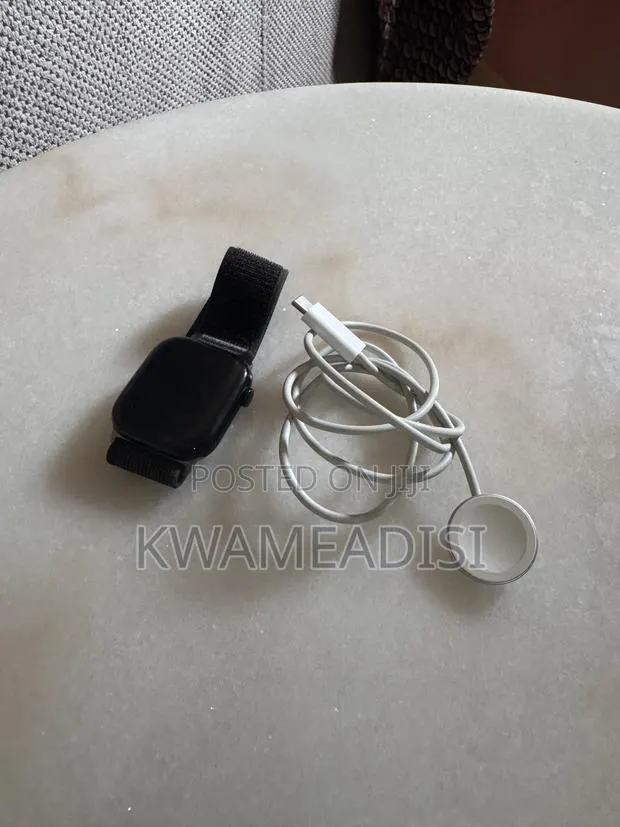 Apple Watch Series 10 · Photo 1