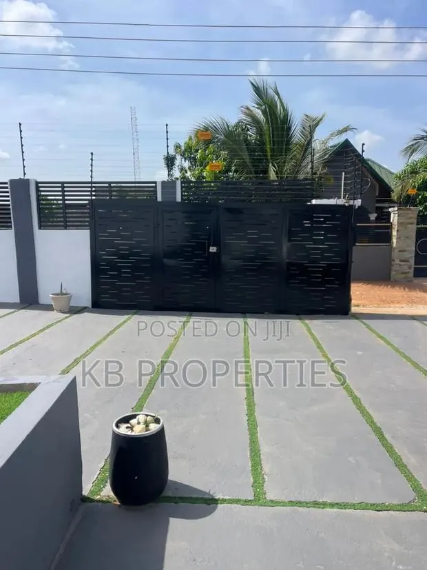 5bdrm House in Kb Properties, Community 25 for rent · Photo 1