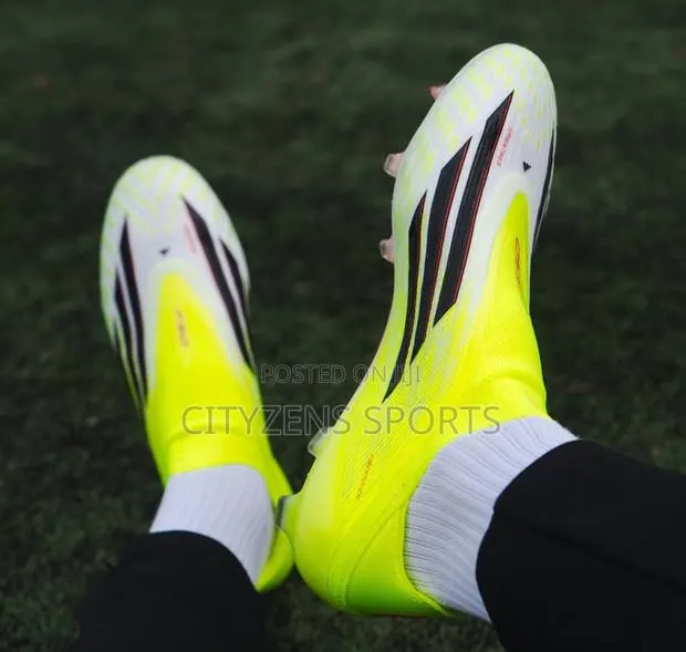 New F50 Elite Laceless · Photo 1