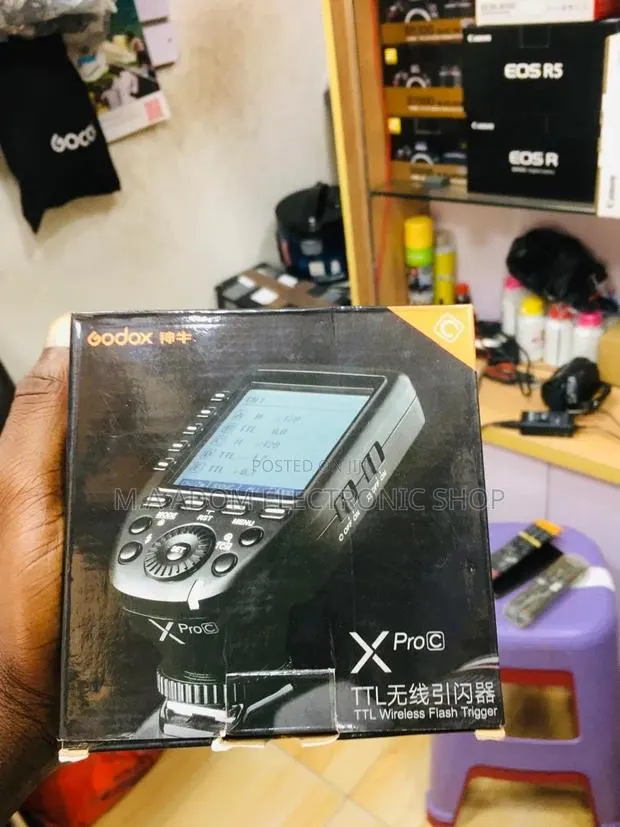 Godox Xpro-C: Wireless Freedom for Canon Shooters · Photo 1
