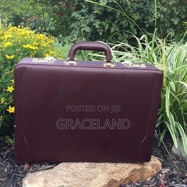 This Is Original Real Pure Leather Briefcase Bag for Men Storerejected · Photo 1